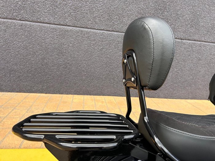 2022 Harley-Davidson CVO Road Glide 117 (FLTRXSE) Touring Blue