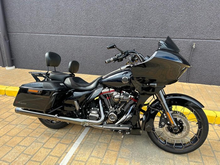 2022 Harley-Davidson CVO Road Glide 117 (FLTRXSE) Touring Blue