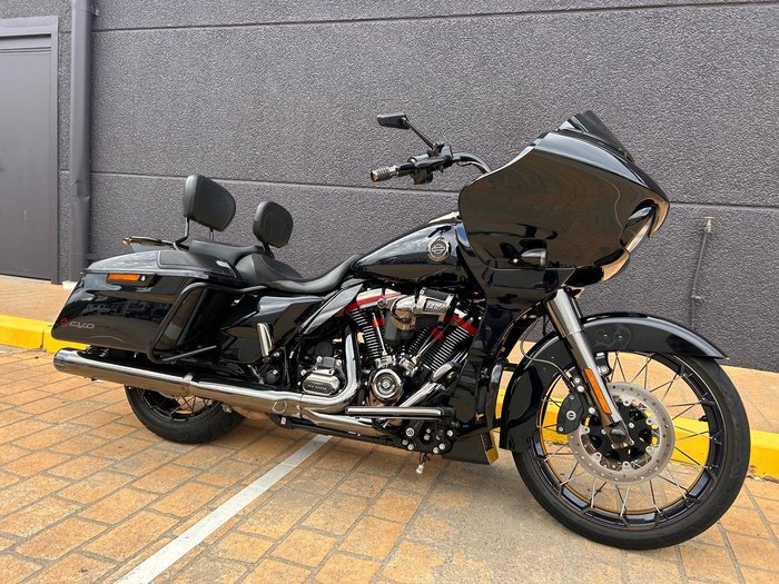 2022 Harley-Davidson CVO Road Glide 117 (FLTRXSE) Touring Blue