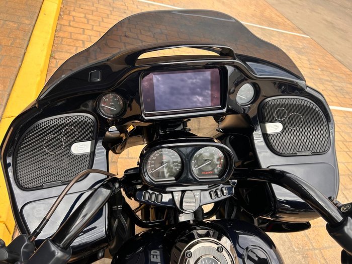 2022 Harley-Davidson CVO Road Glide 117 (FLTRXSE) Touring Blue