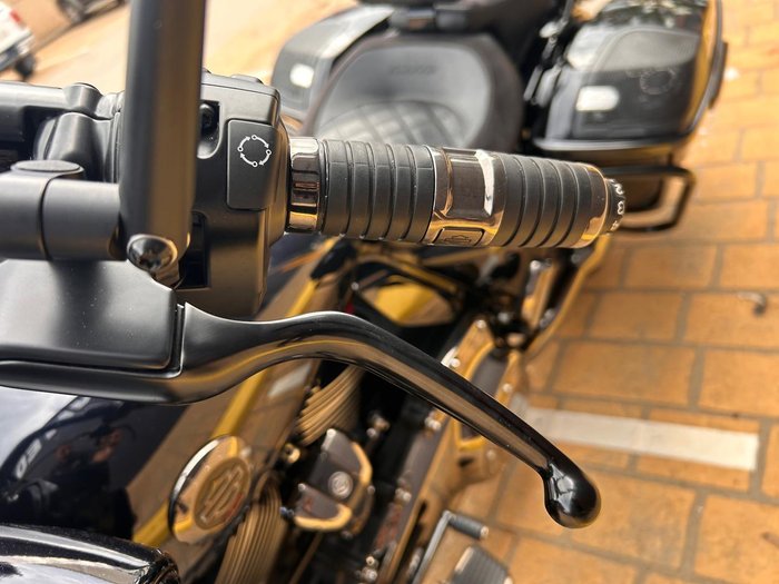 2022 Harley-Davidson CVO Road Glide 117 (FLTRXSE) Touring Blue