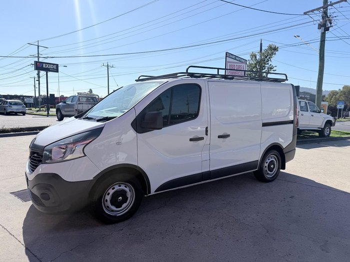 2016 Renault Trafic 103KW X82 Glacier White