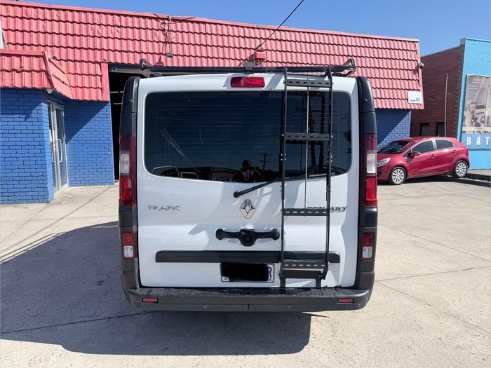 2016 Renault Trafic 103KW X82 Glacier White