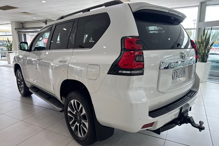 2023 Toyota Landcruiser Prado VX Flat Tailgate