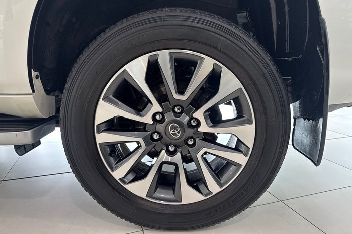 2023 Toyota Landcruiser Prado VX Flat Tailgate