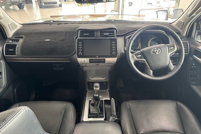 2023 Toyota Landcruiser Prado VX Flat Tailgate