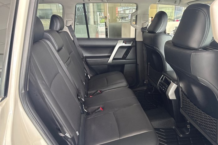 2023 Toyota Landcruiser Prado VX Flat Tailgate