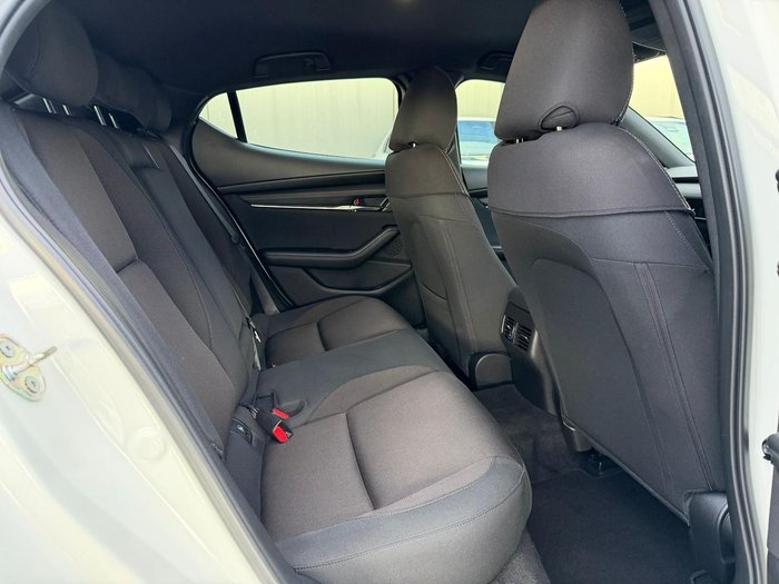 2020 Mazda 3 G20 Evolve