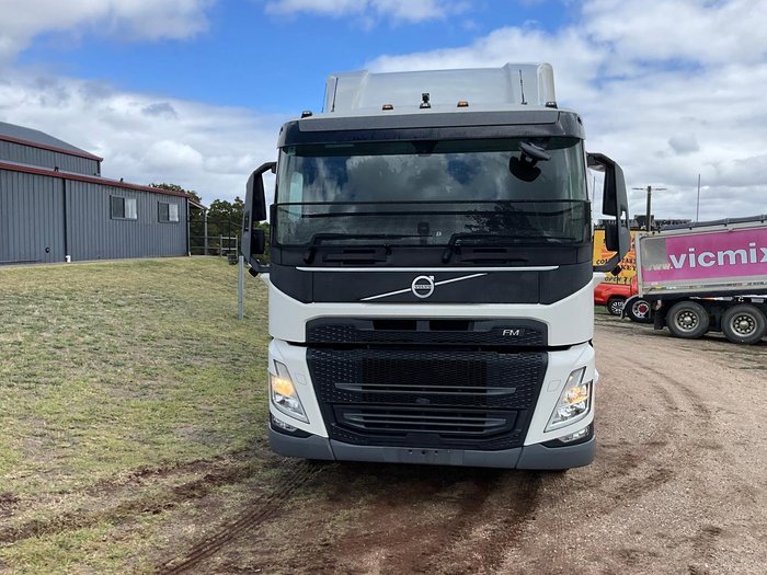 2022 Volvo Fm Series FM11 WHITE