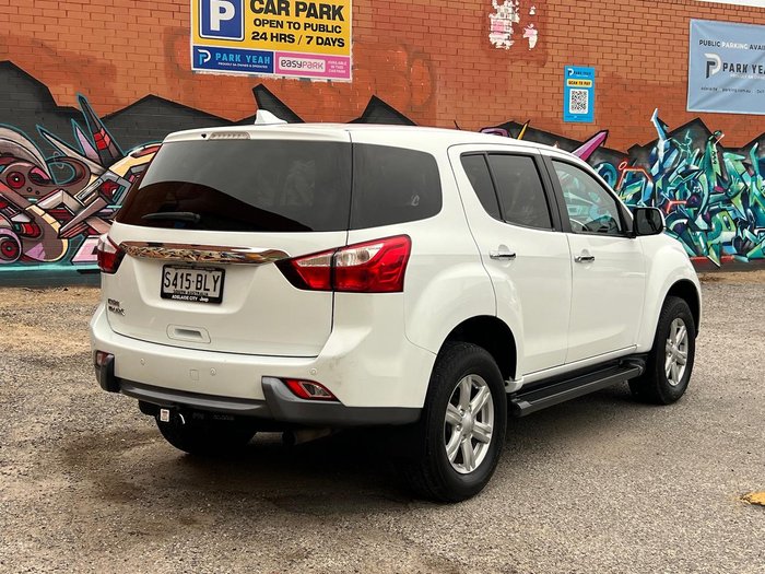2016 Isuzu MU-X LS-U