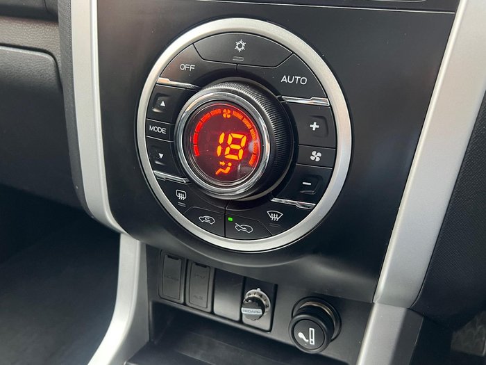 2016 Isuzu MU-X LS-U