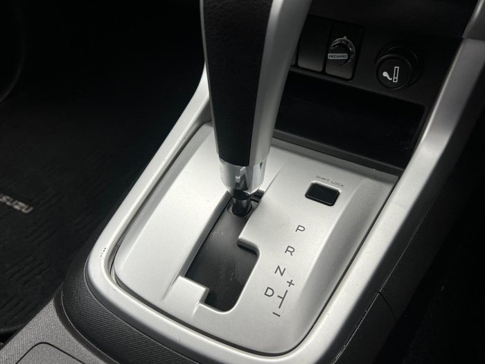 2016 Isuzu MU-X LS-U