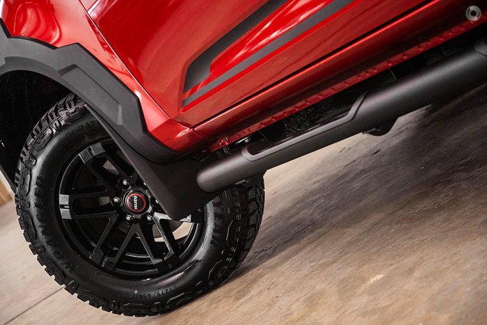 2025 Isuzu D-MAX BLADE