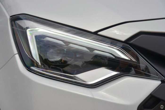 2026 Isuzu D-MAX BLADE MY25.5 4X4 Dual Range Moonstone White