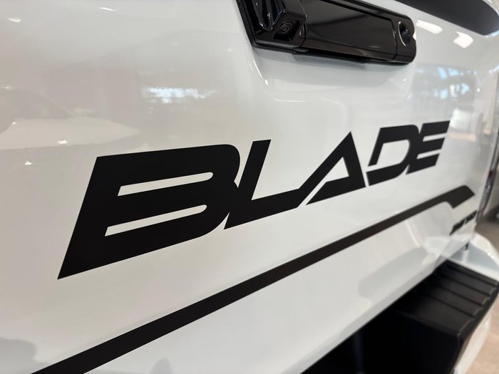 2026 Isuzu D-MAX BLADE MY25.5 4X4 Dual Range Mineral White