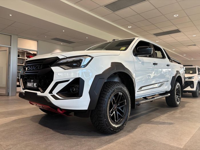2026 Isuzu D-MAX BLADE MY25.5 4X4 Dual Range Mineral White