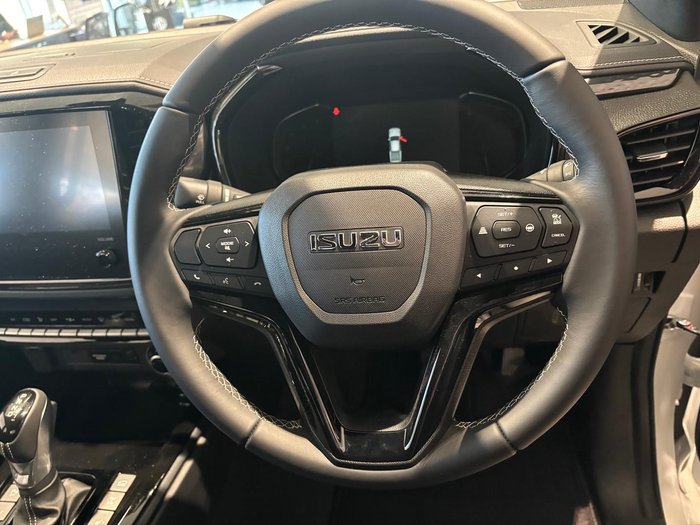 2026 Isuzu D-MAX BLADE MY25.5 4X4 Dual Range Mineral White