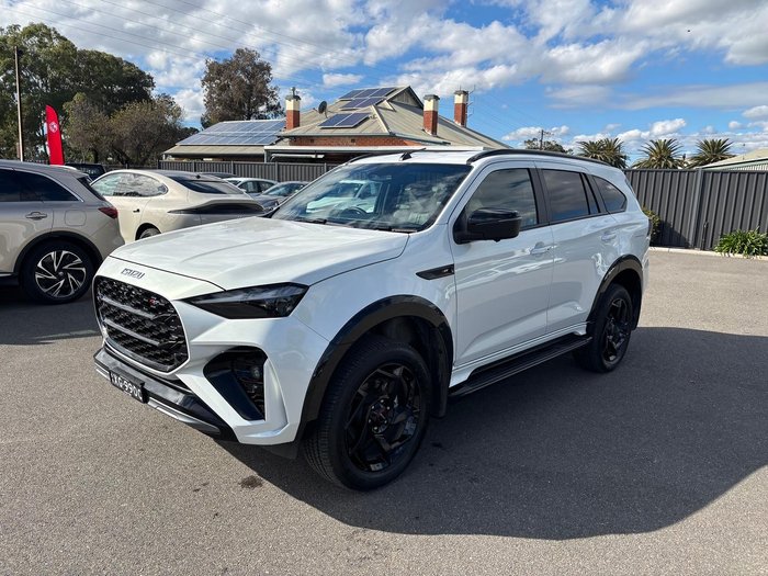 2026 Isuzu MU-X X-TERRAIN MY25.5 4X4 Dual Range Moonstone White