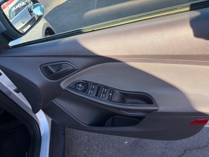 2012 Ford Focus Ambiente LW Ingot Silver