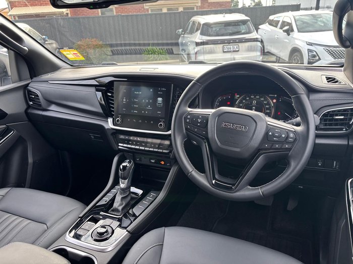 2025 Isuzu MU-X LS-T MY25.5 4X4 Dual Range Moonstone White