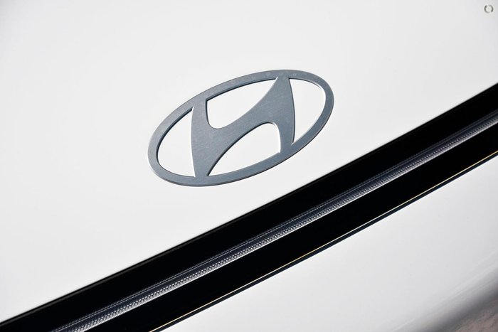 2025 Hyundai Kona Premium
