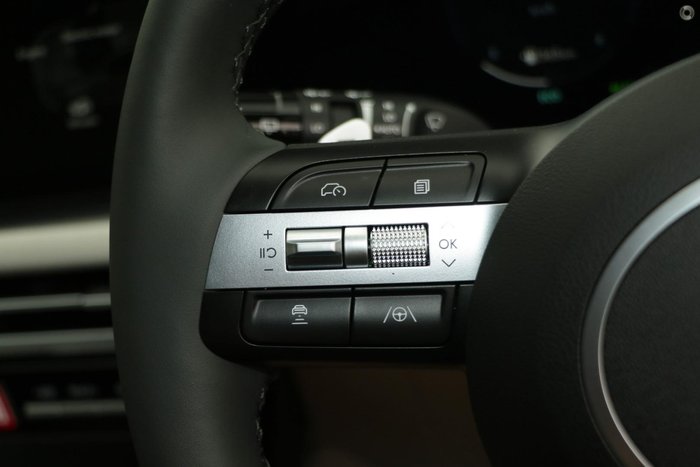 2026 Hyundai Tucson Hybrid Premium
