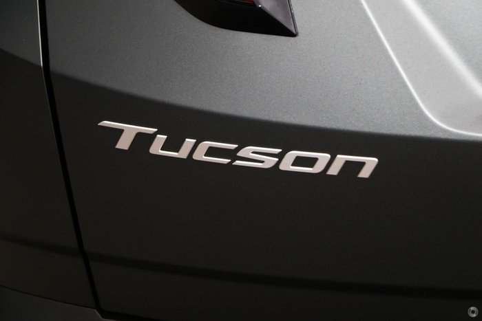 2026 Hyundai Tucson Hybrid Premium