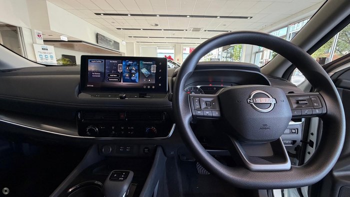 2026 Nissan X-TRAIL ST