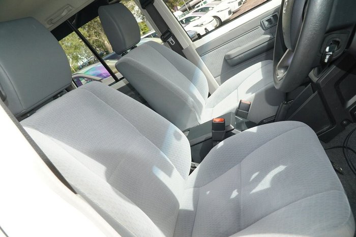 2025 Toyota Landcruiser GXL