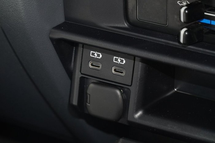 2025 Toyota Landcruiser GXL