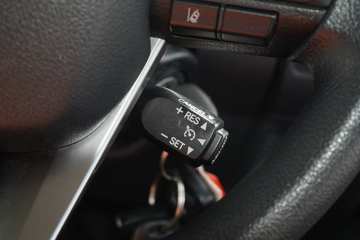 2025 Toyota Landcruiser GXL