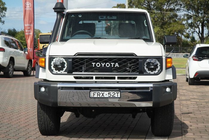 2025 Toyota Landcruiser GXL