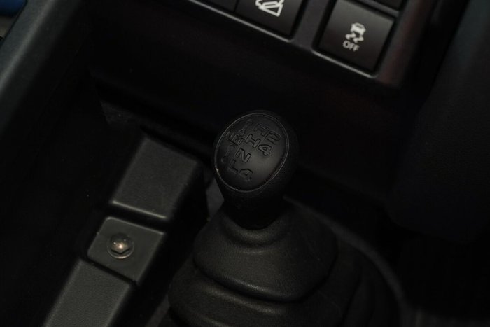 2025 Toyota Landcruiser GXL
