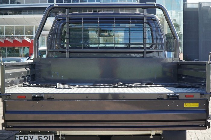 2025 Toyota Landcruiser GXL
