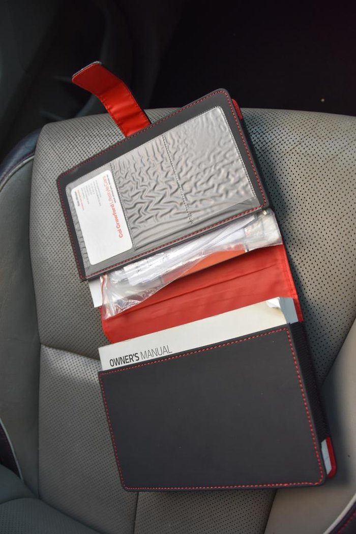 2016 Kia Carnival Platinum YP MY16 Clear White