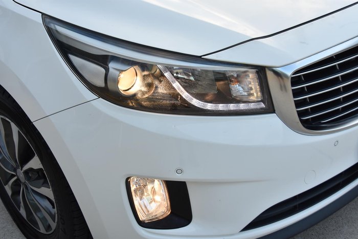 2016 Kia Carnival Platinum YP MY16 Clear White