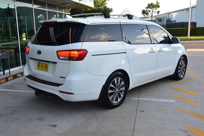 2016 Kia Carnival Platinum YP MY16 Clear White