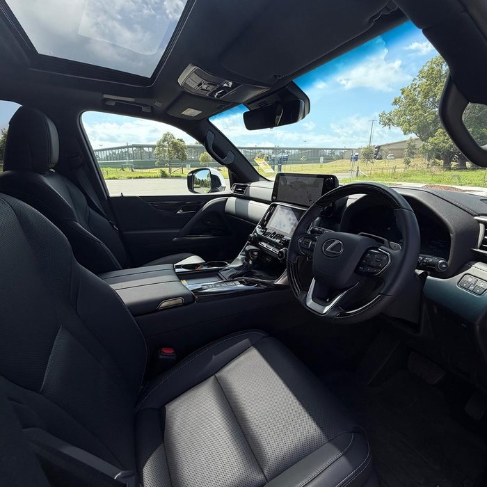 2025 Lexus LX 600 Luxury