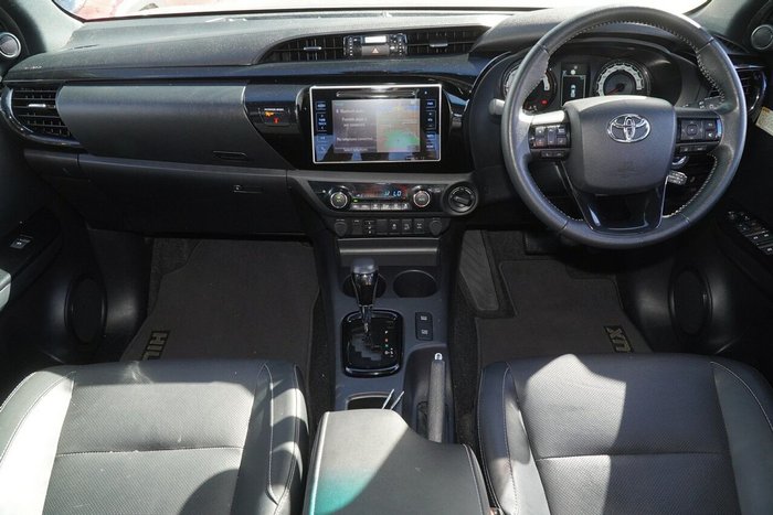 2019 Toyota Hilux Rogue