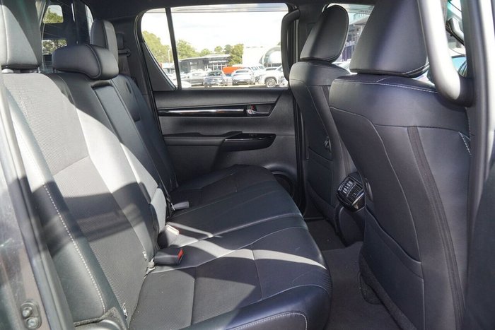 2019 Toyota Hilux Rogue