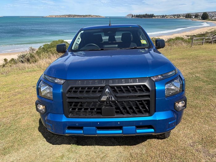 2025 Mitsubishi Triton GLX+