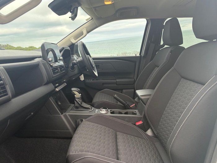 2025 Mitsubishi Triton GLX-R