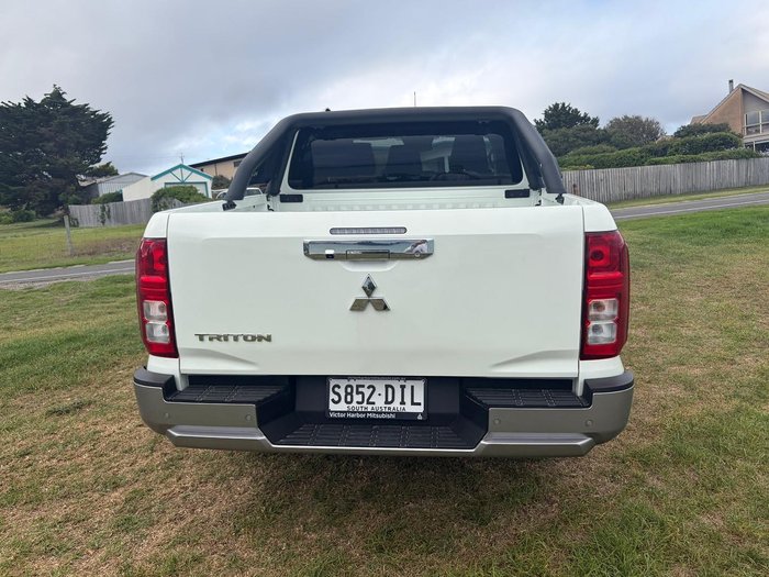 2025 Mitsubishi Triton GLX-R