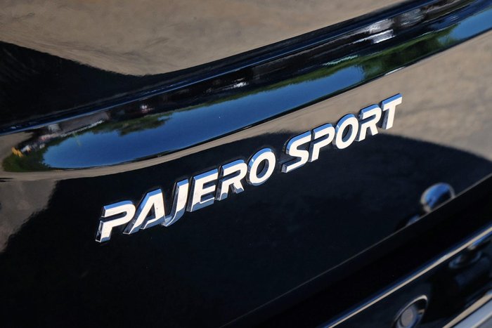 2019 Mitsubishi Pajero Sport Black Edition