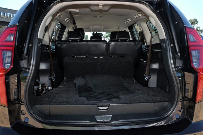 2022 Mitsubishi Pajero Sport Exceed