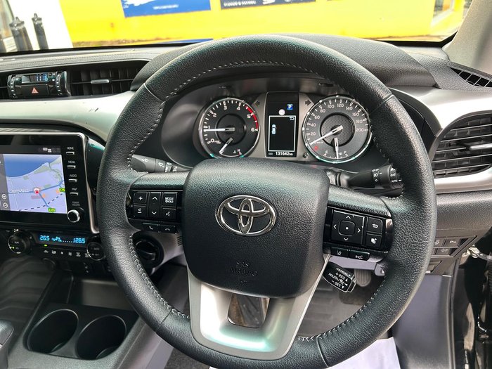 2023 Toyota Hilux SR5