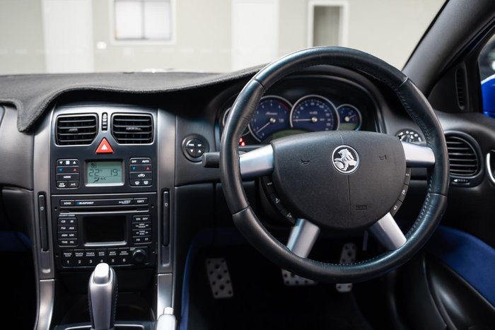 2004 Holden Monaro CV8