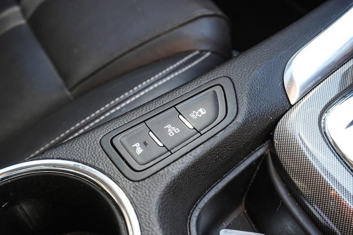 2017 Holden Calais V