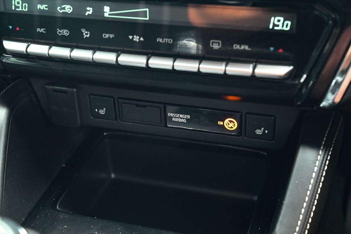 2024 Isuzu MU-X LS-T