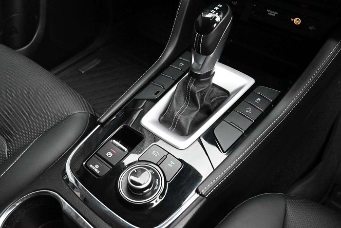 2024 Isuzu MU-X LS-T